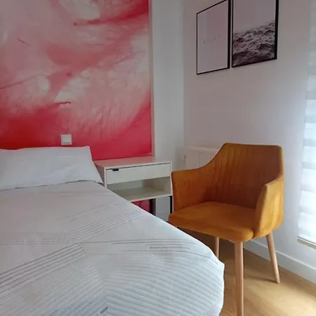 R2r - Moderno Adosado 2 Hab - C23a01 Ferienhaus Parbayon