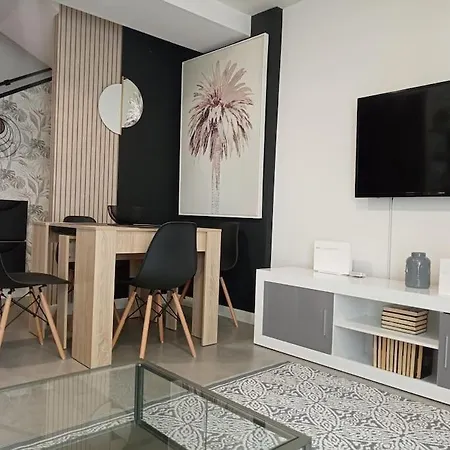 R2r - Moderno Adosado 2 Hab - C23a01 Ferienhaus Parbayon