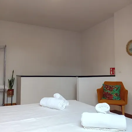 Ferienhaus R2r - Moderno Adosado 2 Hab - C23a01 Parbayon